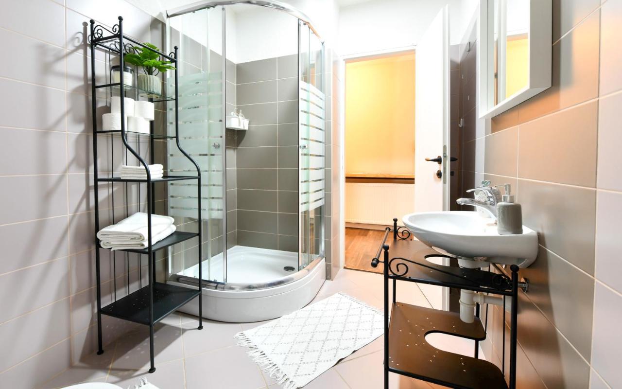 Apartment Murva *